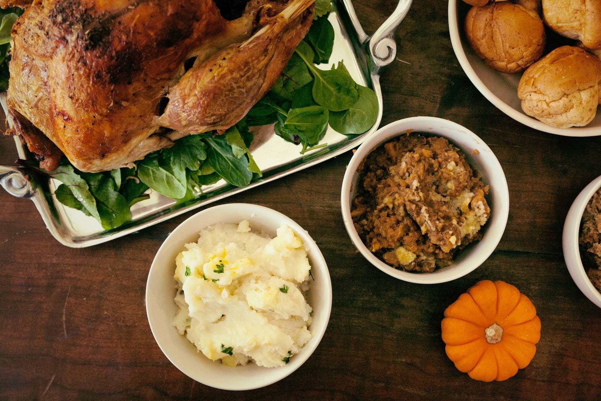THREE WAYS TO EAT HEALTHY ON THANKSGIVING